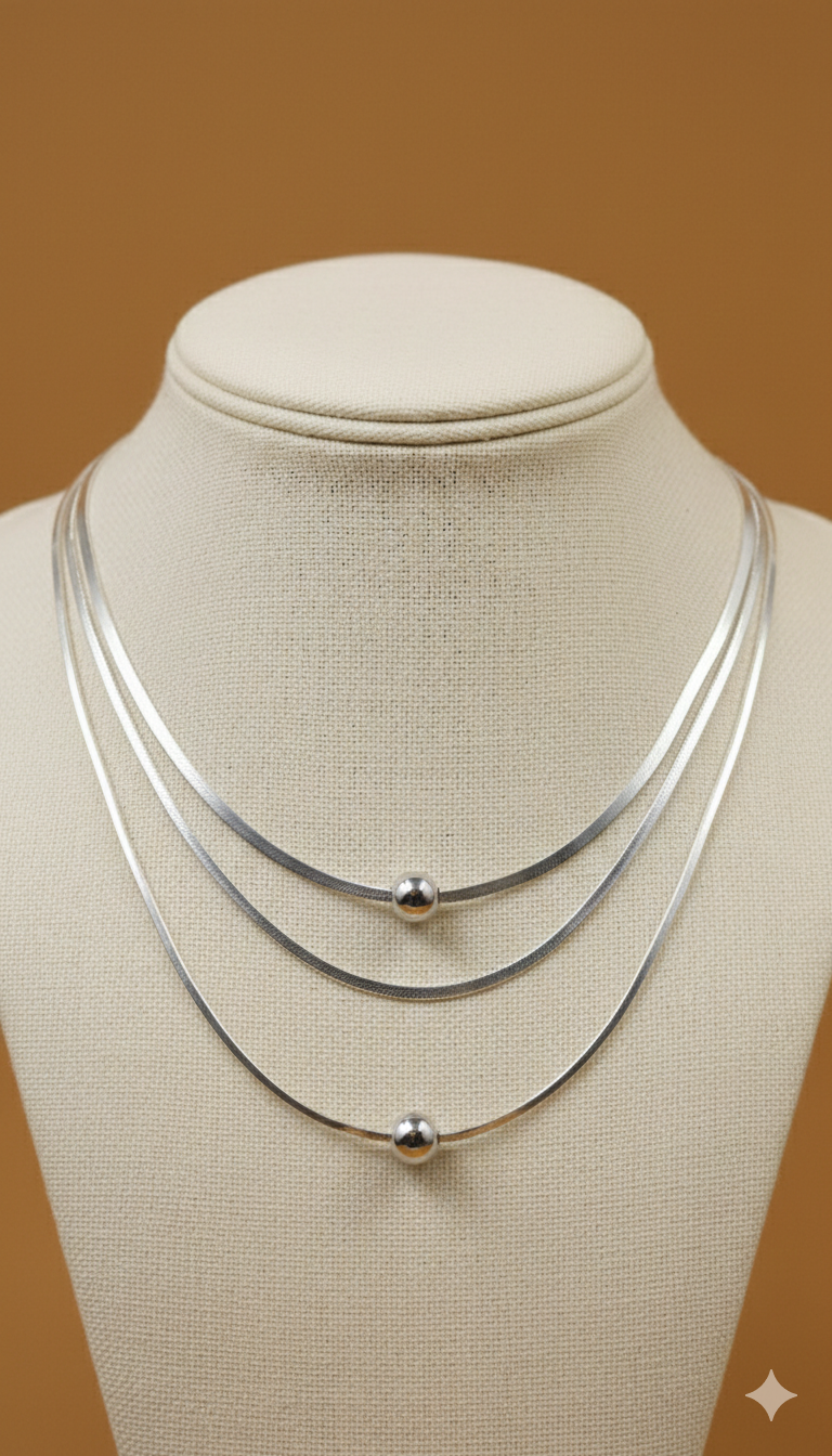 Collar Triple Plateado Gesti